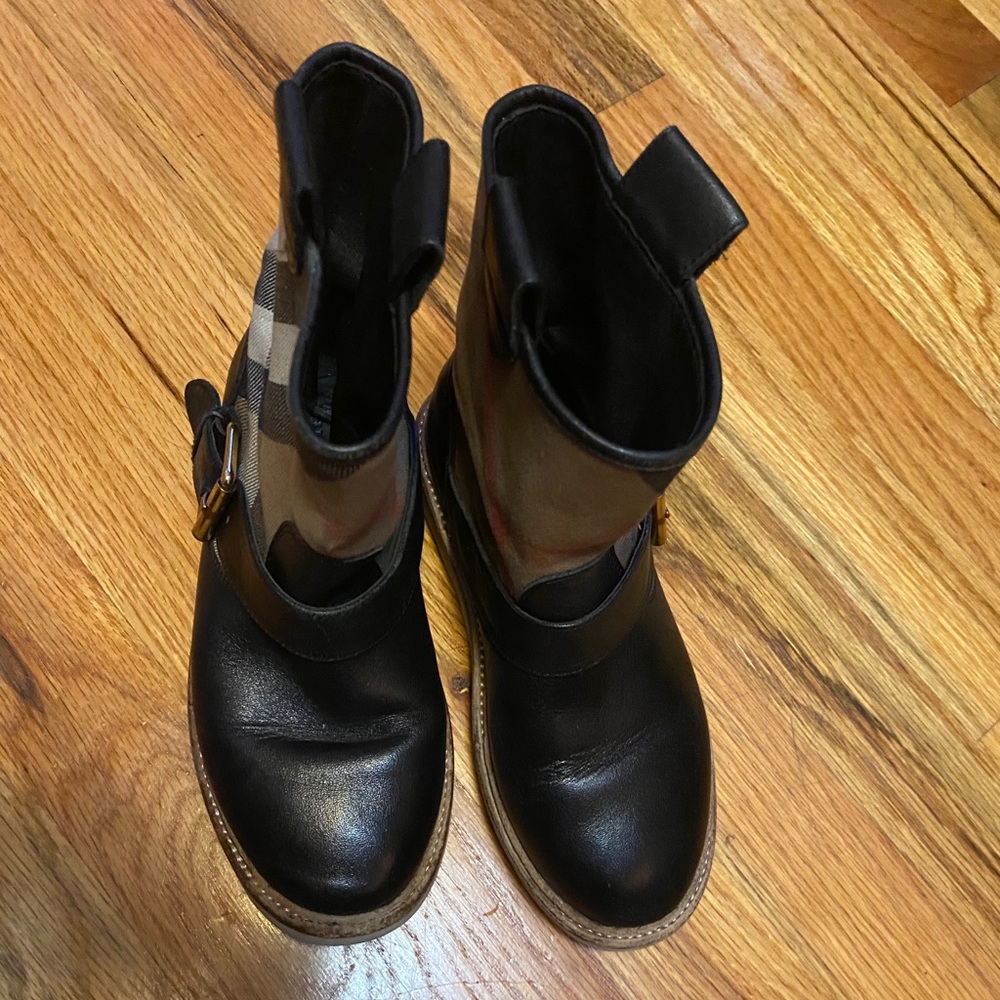 Burberry Newberry Bootie